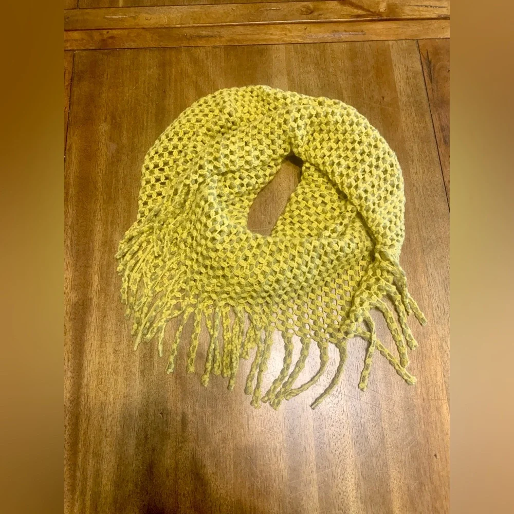 🍁 BOGO 2/5$ sale! Crochet scarf